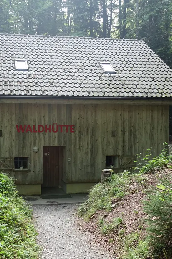 Waldhuette 2
